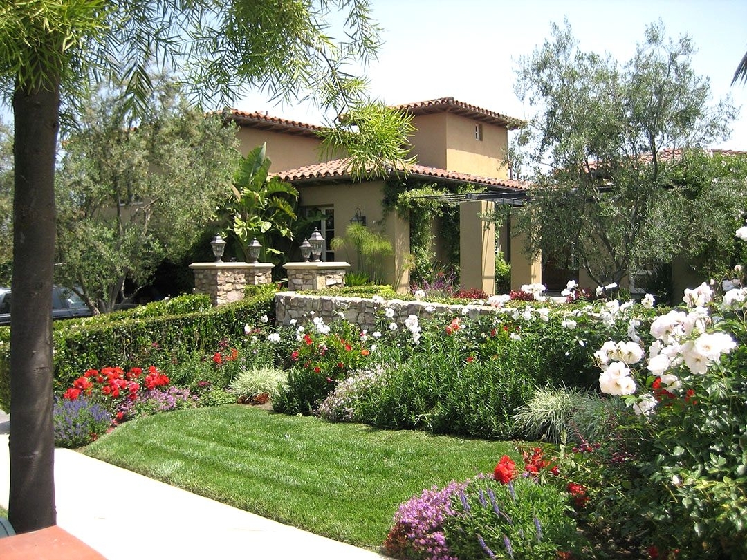 Gardening And Landscaping Ideas Houzz | The Garden Inspirations within Houzz Modern Landscaping